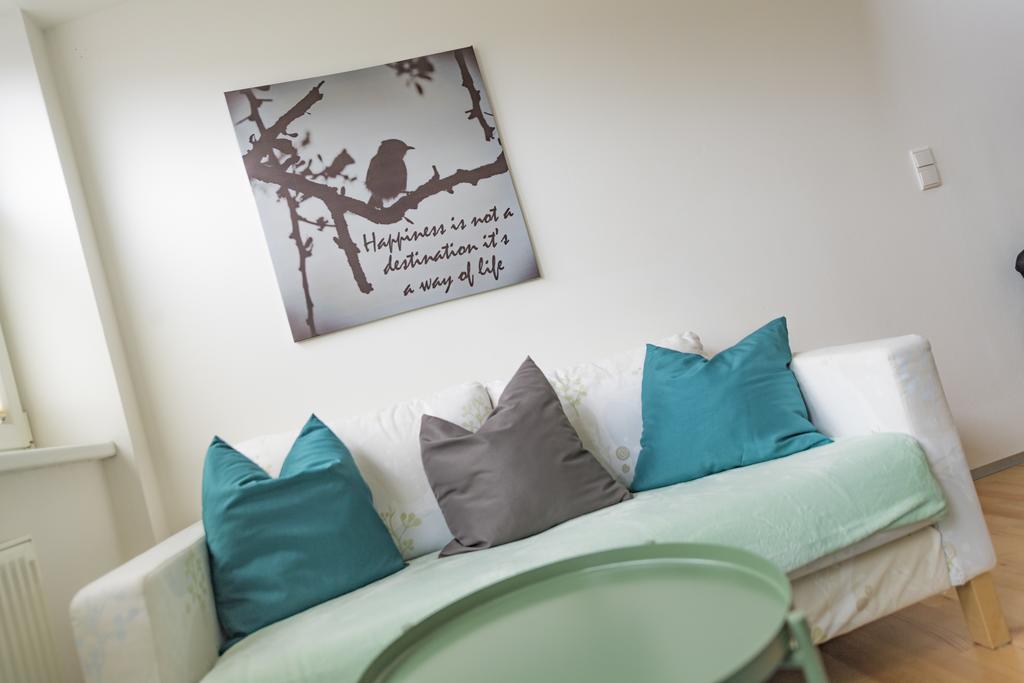 Maisonette Apartment Am Bahnhof - Adults Only Innsbruck Exteriör bild
