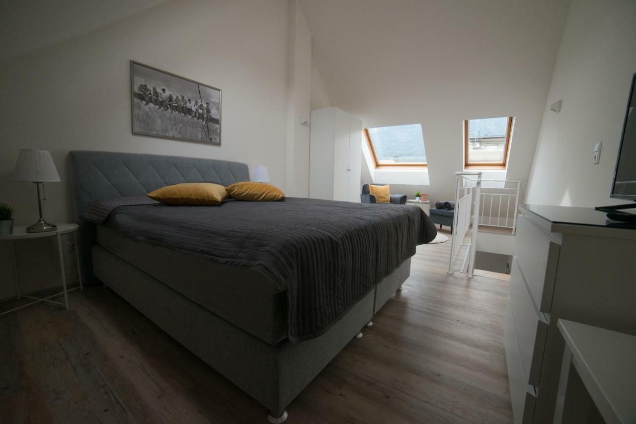 Maisonette Apartment Am Bahnhof - Adults Only Innsbruck Exteriör bild
