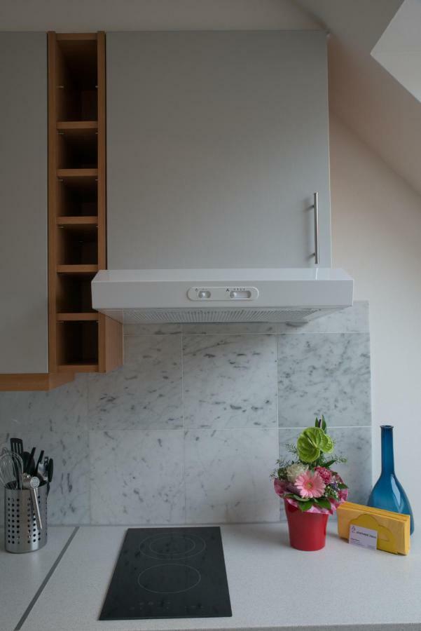 Maisonette Apartment Am Bahnhof - Adults Only Innsbruck Exteriör bild