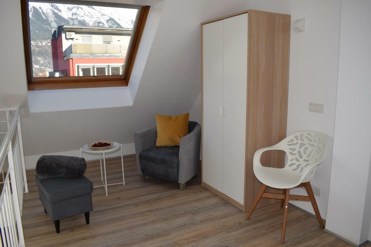 Maisonette Apartment Am Bahnhof - Adults Only Innsbruck Exteriör bild