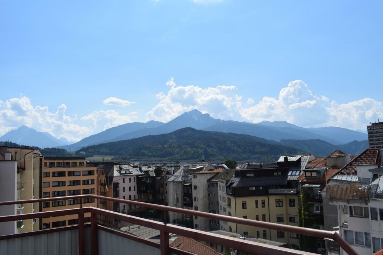 Maisonette Apartment Am Bahnhof - Adults Only Innsbruck Exteriör bild